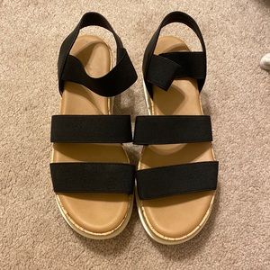 Black and Tan brand new wedges!